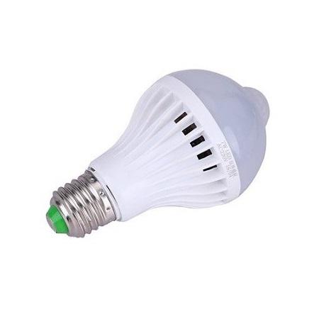 Mozgásérzékelős 9 w-tos led izzó - E27 foglalattal - MS-635